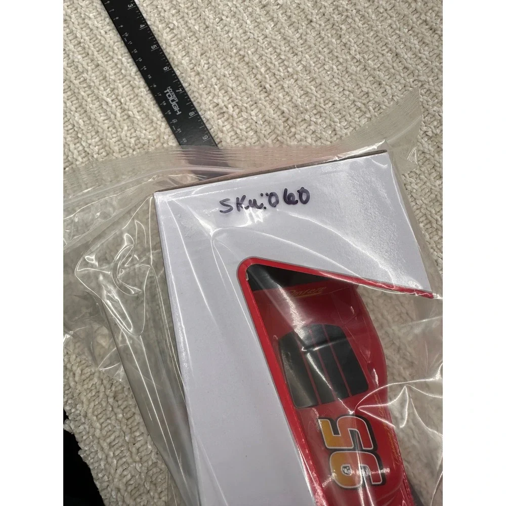 Jada Disney Pixar Cars Lightning McQueen RC Car Red USB‎ Rechargeable Kids Toy